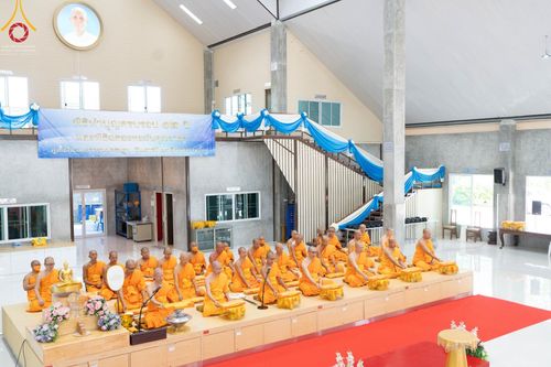 ภาพ No.86036:งานบุญครบรอบ 12 ปี ณ ศูนย์อบรมเยาวชนนครปฐม วันเสาร์ ที่ 19 สิงหาคม พ.ศ. 2566 พิธีทอดผ้าป่าบำรุงศูนย์ และพิธีเจริญพระพุทธมนต์ ฉลองหอฉันคุณยายฯ ประธานสงฆ์  พระมหาคมสัน  ธมฺมาสนฺโน ประธานบุญพิธี กัลฯสุนทรินทร์  จันทนา และคณะเจ้าภาพจังหวัดนครปฐม