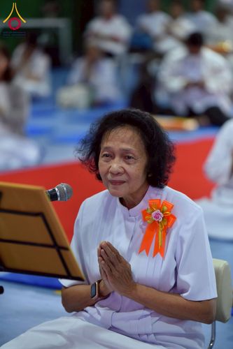 ภาพ No.238084:วันอังคารที่ 12 สิงหาคม พ.ศ. 2568 กิจกรรมวันแม่แห่งชาติ พิธีเปิดห้องปฎิบัติธรรม "กลางใส ใจสว่าง" (World Inner Peace Meditation Room) พิธีลูกกราบคุณแม่-คุณพ่อ พิธีทอดผ้าป่ากองทุนเลี้ยงพระ&กฐิน 30,000 วัด(บูชาธรรมหลวงพ่อ) พิธีไถ่โคท้อง 2 ตัว  ณ วิหารคด 2 ว