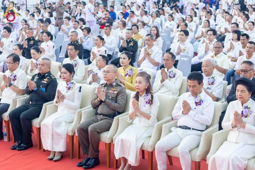 ภาพ No.312706:วันอาทิตย์ที่ 8 มีนาคม พ.ศ.2569 ทำบุญเมืองนครราชสีมา 558 ปี ตักบาตรพระ 10,000 รูป (ภาพชุดที่ 2)