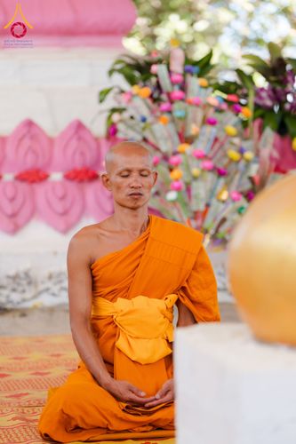 ภาพ No.175612:พิธีทอดกฐิน วัดพระธรรมจาริกบ้านต่อปล้าคี ตำบลแม่สอง อำเภอท่าสองยาง จังหวัดตาก ในโครงการกฐินสามัคคีทั่วไทย 30,000 วัด บูชาธรรม 80 ปี หลวงพ่อธัมมชโย โดยคณะศิษยานุศิษย์วัดพระธรรมกาย วันที่ 15 พฤศจิกายน พ.ศ. 2567