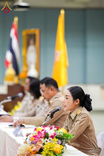 ภาพ No.122966:อำเภอคลองหลวง จัดประชุมกำนัน ผู้ใหญ่บ้าน แพทย์ประจำตำบล ผู้ช่วยผู้ใหญ่บ้าน สารวัตรกำนัน ฯลฯ ประจำเดือนกุมภาพันธ์ พ.ศ. 2567 ณ วัดพระธรรมกาย