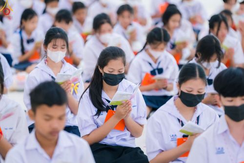 ภาพ No.104567:วันรวมพลังเด็กดี V-Star ผู้นำฟื้นฟูศีลธรรมโลก จังหวัดปราจีนบุรี ณ ธุดงคสถานปราจีนบุรี วันที่ 24 ธันวาคม พ.ศ. 2566