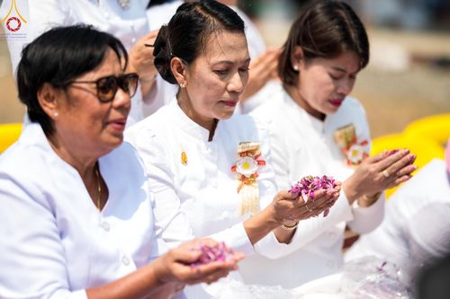 ภาพ No.128990:พระธรรมยาตราเดินธรรมยาตรา ณ ชุมชนรอบศูนย์ปฏิบัติธรรมภาคใต้ อ.บางกล่ำ จ.สงขลา วันที่ 10 มีนาคม พ.ศ. 2567