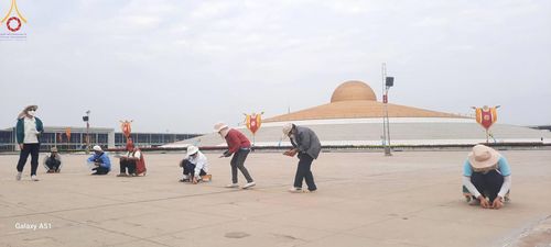 ภาพ No.122381:V.23 อีกนิด การเตรียมงาน เก็บงาน การรับบุญของเจ้าหน้าที่หน่วยงานต่างๆ เพื่อโครงการธรรมยาตรา ปีที่ 12 ระหว่างวันที่ 2 - 31 มกราคม พ.ศ. 2567