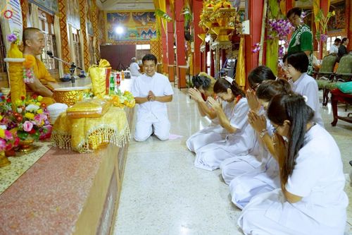 ภาพ No.272394:วันที่ 1 พฤศจิกายน พ.ศ. 2568 พิธีทอดกฐินสามัคคีทั่วไทย ณ วัดสุขวนาราม ต.ดอนรวก  อ.ดอนตูม จ.นครปฐม โดยคณะศิษยานุศิษย์ บูชาธรรม 81 ปี หลวงพ่อธัมมชโย