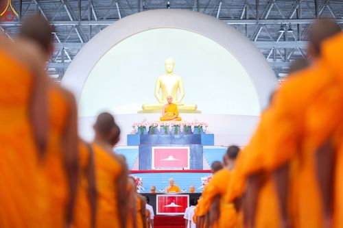 ภาพ No.88126:พิธีมุทิตาสักการะ เปรียญธรรม 9,6,3 และบาลีศึกษา 6,3  พิธีมอบดวงแก้วสามเณรทรงบาลีไวยากรณ์ วันอาทิตย์ 17 กันยายน พ.ศ. 2566 ณ สภาธรรมกายสากล วัดพระธรรมกาย