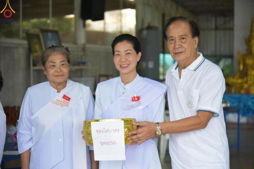 ภาพ No.155403:โครงการอุบาสกแก้ว อุบาสิกาแก้ว รุ่นที่ 2 ตัวแทนทอดกฐินสามัคคีทั่วไทย 30,000 วัด บูชาธรรม 80 ปี หลวงพ่อธัมมชโย ศูนย์ปฏิบัติธรรมเพชรบูรณ์ ต.นาป่า อ.เมือง จ.เพชรบูรณ์