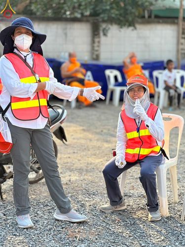 ภาพ No.116939:V.16 เป็นทีม การเตรียมงาน เก็บงาน การรับบุญของเจ้าหน้าที่หน่วยงานต่างๆ เพื่อโครงการธรรมยาตรา กตัญญูบูชามหาปูชนียาจารย์ พระมงคลเทพมุนี (สด จนฺทสโร) พระผู้ปราบมาร อนุสรณ์สถาน 7 แห่ง ปีที่ 12 ระหว่างวันที่ 2 - 31 มกราคม พ.ศ. 2567