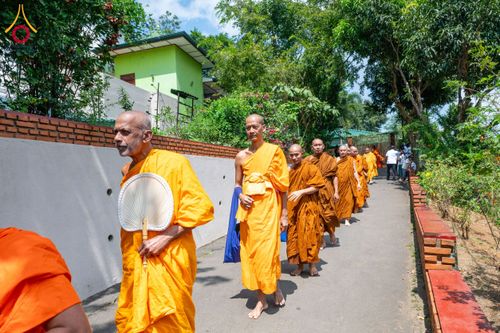 ภาพ No.175772:พิธีทอดผ้าป่าสมทบกฐิน ณ วัดอนุรุทธะอารนา เมืองมาตะเล ศรีลังกา โดยมูลนิธิธรรมกาย ในนามหลวงพ่อธัมมชโย วันที่ 7 พฤศจิกายน พ.ศ. 2567
