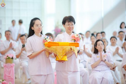 ภาพ No.254245:วันที่ 12 ตุลาคม พ.ศ. 2568 พิธีทอดกฐินสามัคคีวัดพระธรรมกายสิงคโปร์  新加坡法身寺功德衣法会 Dhammakaya Centre Singapore Kathina Ceremony  