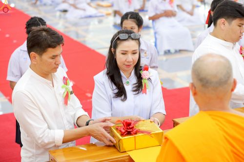 ภาพ No.253987:วันที่ 12 ตุลาคม พ.ศ. 2568 พิธีทอดกฐินสามัคคีทั่วไทย 30,000 วัด โดยคณะศิษยานุศิษย์ บูชาธรรม 81 ปี หลวงพ่อธัมมชโย ณ ธุดงคสถานชุมพร ต.ขุนกระทิง อ.เมือง จ.ชุมพร