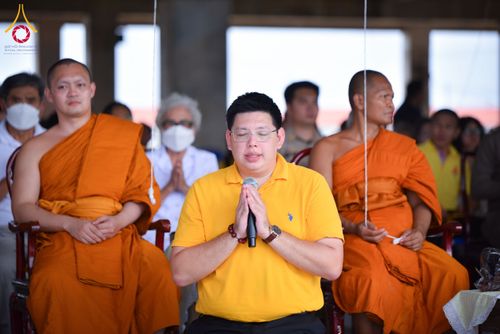 ภาพ No.152594:พิธีเททองหล่อพระพุทธรูปประจำสัตตมหาสถาน ธรรมอุทยานอุโบสถวัดสายสุวพรรณ - กิจกรรมปลูกต้นไม้เฉลิมพระเกียรติ พระบาทสมเด็จพระเจ้าอยู่หัว วันที่ 26 กรกฎาคม พ.ศ. 2567