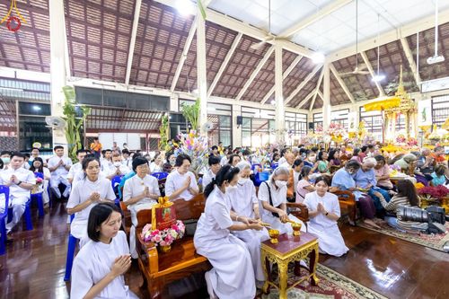 ภาพ No.162447:โครงการกฐินสามัคคีทั่วไทย 30,000 วัด  บูชาธรรม 80 ปี หลวงพ่อธัมมชโย  โดย คณะศิษยานุศิษย์วัดพระธรรมกาย ณ วัดลานตากฟ้า อ.นครชัยศรี จ.นครปฐม วันศุกร์ที่ 18 ตุลาคม พ.ศ. 2567