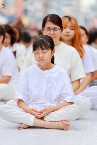 ภาพ No.237047:วันอาทิตย์ที่ 10 สิงหาคม พ.ศ. 2568 มหาสังฆทานครั้งยิ่งใหญ่ ตักบาตรพระ 10,000 รูป ถ.นิพัทธ์อุทิศ 3 ใจกลางนครหาดใหญ่ จ.สงขลา (ชุดที่ 2)