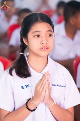 ภาพ No.197434:พิธีทอดผ้าป่าทำนุบำรุงศาสนสถาน ณ วัดโบสถ์(บน) ตำบลบางคูเวียง อำเภอบางกรวย จังหวัดนนทบุรี ในโครงการธรรมยาตรา กตัญญูบูชา มหาปูชนียาจารย์ พระมงคลเทพมุนี(สด จนฺทสโร) พระผู้ปราบมาร อนุสรณ์สถาน 7 แห่ง ปีที่ 13 วันที่ 17 มกราคม พ.ศ. 2568