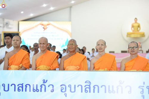 ภาพ No.246443:วันที่ 12-14 กันยายน พ.ศ. 2568 โครงการบวชอุบาสกแก้ว อุบาสิกาแก้ว รุ่นที่ 1 ผู้แทนทอดกฐินสามัคคีทั่วไทย 30,000 วัด จ.สระบุรี บูชาธรรม 81 ปี หลวงพ่อธัมมชโย ณ ศูนย์ปฏิบัติธรรมสระบุรี อ.พระพุทธบาท จ.สระบุรี
