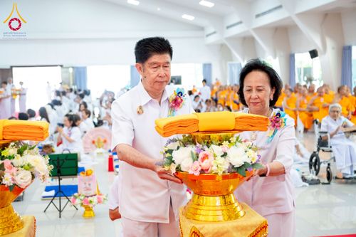 ภาพ No.274931:วันอาทิตย์ที่ 30 พฤศจิกายน พ.ศ. 2568 พิธีทอดผ้าป่า "สร้างองค์พระเจดีย์เพื่อสร้างสันติภาพโลก" ณ ศูนย์ปฏิบัติธรรมระยอง (บ้านช่องลม)