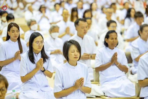 ภาพ No.188003:พิธีบูชาข้าวพระ วันขึ้นปีใหม่ 2568 ณ วัดพระธรรมกาย จ.ปทุมธานี วันที่ 1 มกราคม พ.ศ. 2568