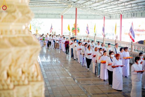 ภาพ No.192118:พิธีทอดผ้าป่าทำนุบำรุงศาสนสถาน ณ วัดนราภิรมย์ ตำบลนราภิรมย์ อำเภอบางเลน จังหวัดนครปฐม ในโครงการธรรมยาตรา กตัญญูบูชา มหาปูชนียาจารย์ พระมงคลเทพมุนี(สด จนฺทสโร) พระผู้ปราบมาร อนุสรณ์สถาน 7 แห่ง ปีที่ 13 วันที่ 9 มกราคม พ.ศ. 2568