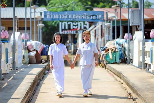 ภาพ No.262588:วันที่ 21 ตุลาคม พ.ศ. 2568 พิธีทอดกฐินสามัคคีทั่วไทย 30,000 วัด โดยคณะศิษยานุศิษย์ บูชาธรรม 81 ปี หลวงพ่อธัมมชโย ณ วัดกงไกรลาศ ต.กง อ.กงไกรลาศ จ.สุโขทัย