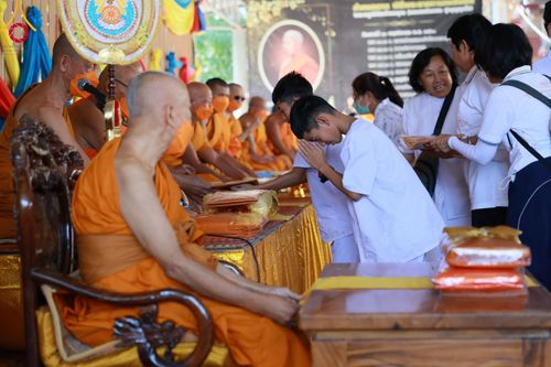 ภาพ No.106559:พิธีทอดผ้าป่าทำนุบำรุงศาสนสถาน ณ วัดใหม่นพรัตน์ ต.เนินมะปราง  อ.สองพี่น้อง จ.สุพรรณบุรี วันที่ 5 มกราคม พ.ศ. 2567