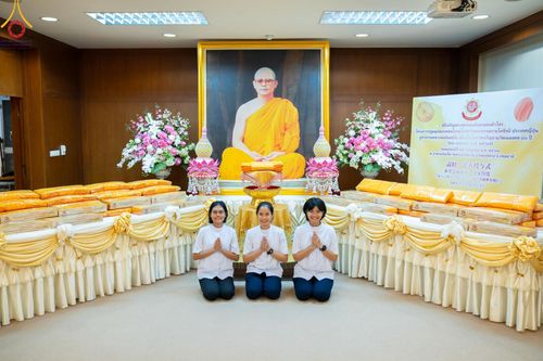 ภาพ No.145905:พิธีเจริญพระพุทธมนต์และมอบผ้าไตร โครงการปฐมอุปสมบทสมโภช วัดพระธรรมกายโทชิหงิ ประเทศญี่ปุ่น บูชาธรรมหลวงพ่อธัมมชโย เนื่องในโอกาสเจริญอายุวัฒนมงคล 80 ปี (22 เมษายน พ.ศ.2567) วันพฤหัสบดีที่ 25 กรกฎาคม พ.ศ. 2567 ณ อาศรมบัณฑิต วัดพระธรรมกาย จัดโดย คณะศิษยานุศ