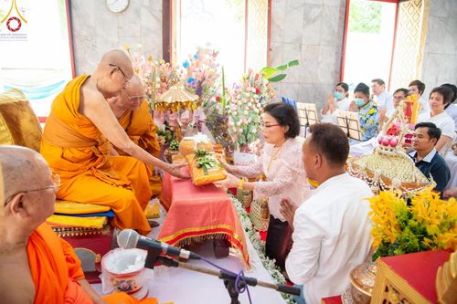 ภาพ No.165085:พิธีทอดกฐิน ณ วัดใหม่พิเรนทร์ แขวงวัดอรุณ เขตบางกอกใหญ่ กรุงเทพมหานคร ในโครงการกฐินสามัคคีทั่วไทย 30,000 วัด บูชาธรรม 80 ปี หลวงพ่อธัมมชโย โดยคณะศิษยานุศิษย์วัดพระธรรมกาย วันที่ 20 ตุลาคม พ.ศ. 2567