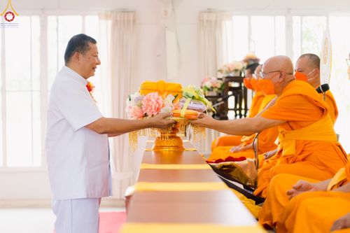 ภาพ No.78052:พิธีทอดผ้าป่า ถวายโซล่าเซลล์ และพิธีถวายกองทุนสนับสนุนการบวชสามเณรภาคฤดูร้อน ณ ศูนย์ปฎิบัติธรรมธาราสายไหม กทม. วันเสาร์ที่ 18 มีนาคม พ.ศ.2566