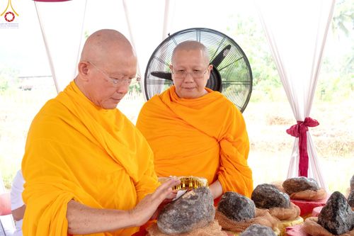 ภาพ No.82126:พิธีกลั่นแผ่นดินเพื่อสร้าง BOROBUDUR INNER PEACE SANCTURY ในวันเสาร์ที่ 3 มิ.ย. พ.ศ.2566 ณ ประเทศอินโดนีเซีย