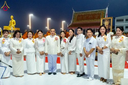 ภาพ No.284605:วันอาทิตย์ที่ 14 ธันวาคม พ.ศ.2568  พิธีทำบุญเมืองสุราษฎร์ธานี 110ปี และพิธีตักบาตรพระสงฆ์ 1,110 รูป  ณ บริเวณริมน้ำวัดกลาง (เก่า) ถนนบ้านดอน ตำบลตลาดใหม่ อำเภอเมือง จังหวัดสุราษฎร์ธานี