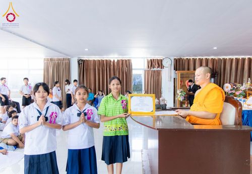 ภาพ No.183054:วันรวมพลังเยาวชนไทยรวมใจทำความดี จังหวัดกำแพงเพชร วันศุกร์ที่​ 29 พฤศจิกายน พ.ศ. 2567 ณ ศูนย์​ปฏิบัติธรรมกำแพงเพชร ในอุปถัมภ์พระพรหมวชิรปัญญาจารย์  จ.กำแพงเพชร