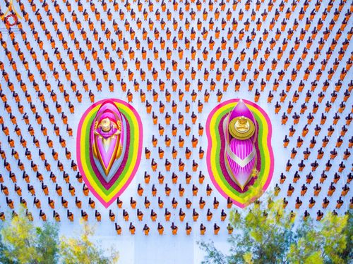 ภาพ No.189211:พระธรรมยาตราปฏิบัติธรรม และถ่ายภาพหมู่ประวัติศาสตร์ ในโครงการธรรมยาตรา กตัญญูบูชา มหาปูชนียาจารย์ พระมงคลเทพมุนี(สด จนฺทสโร) พระผู้ปราบมาร อนุสรณ์สถาน 7 แห่ง ปีที่ 13 วันที่ 4 มกราคม พ.ศ. 2568 ณ อนุสรณ์สถานมหาวิหารพระมงคลเทพมุนี (โลตัสแลนด์) อ.สองพี่น้อง