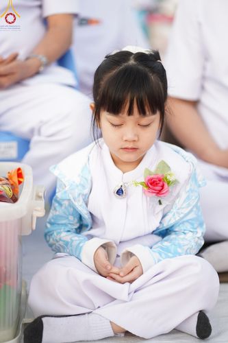 ภาพ No.187963:พิธีตักบาตรฉลองพระใหม่ ต้อนรับพุทธศักราช 2568 ณ ลานธรรมพระมหาธรรมกายเจดีย์ วัดพระธรรมกาย จ.ปทุมธานี วันที่ 1 มกราคม พ.ศ. 2568