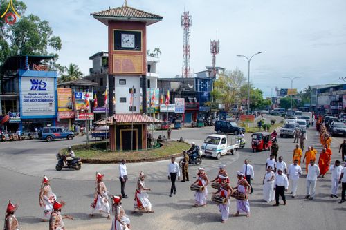 ภาพ No.139871:PhotoStory มหาศรัทธา ธรรมยาตราศรีลังกา EP.2 พิธีเปิดโครงการสยาม-ลังกา ธรรมยาตรา ฉลองเทศกาลวิสาขบูชาแห่งชาติ ศรีลังกา บูชาธรรม 80 ปีหลวงพ่อธัมมชโย เมื่อวันที่ 17 พฤษภาคม พ.ศ. 2567