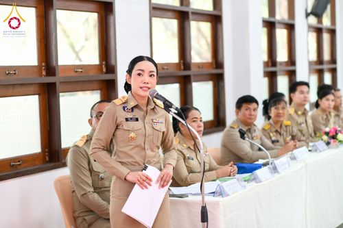 ภาพ No.201939:ผู้ว่าปทุมฯ มอบแนวทางการขับเคลื่อนพัฒนาจังหวัดฯ แก่หัวหน้าส่วนราชการ ผู้บริหารท้องถิ่น กำนัน ผู้ใหญ่บ้าน อ.คลองหลวง วันอังคารที่ 21 มกราคม พ.ศ. 2568