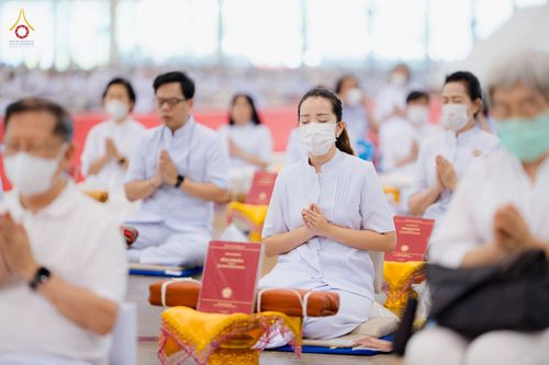 ภาพ No.80533:พิธีถวายทุนสนับสนุนการสร้าง พระไตรปิฎกฉบับธรรมชัย วันเสาร์ที่ 29 เมษายน พ.ศ. 2566 ณ สภาธรรมกายสากล วัดพระธรรมกาย