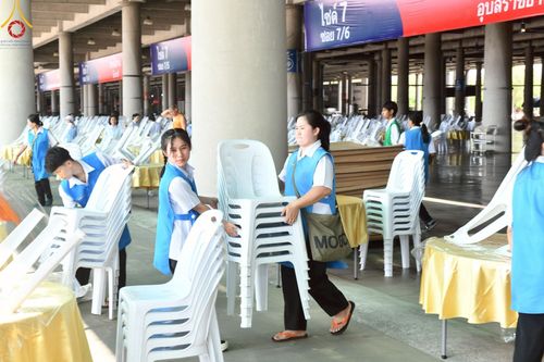 ภาพ No.218634:วันพฤหัสบดีที่ 17 เมษายน พ.ศ. 2568 การเตรียมงานในลานธรรม , สภาธรรมกายสากล , วิหารคด  เพื่องานวันคุ้มครองโลก 22 เมษายน พ.ศ. 2568