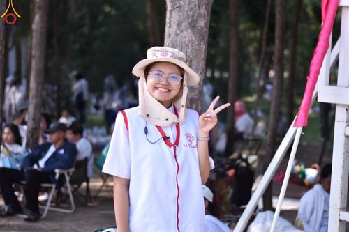 ภาพ No.208094:V.55 สารพัดV สารพัดดี ที่วัดพระธรรมกาย ในโครงการธรรมยาตรา กตัญญูบูชา มหาปูชนียาจารย์ พระมงคลเทพมุนี (สด จนฺทสโร) พระผู้ปราบมาร อนุสรณ์สถาน 7 แห่ง ปีที่ 13 ระหว่างวันที่ 2-31 มกราคม พ.ศ. 2568