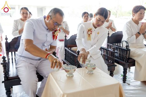 ภาพ No.212443:วันเสาร์ที่ 22 มีนาคม พ.ศ. 2568 พิธีถวายสังฆทานแด่คณะสงฆ์ 323 วัด ปีที่ 21 ครั้งที่ 175 พิธีมอบกองทุนหนุนแรงใจช่วยครูใต้ ปีที่ 18 ครั้งที่ 139 และพิธีทำบุญอุทิศส่วนกุศลให้ผู้วายชนม์ ณ ศูนย์ปฏิบัติธรรมภาคใต้ อำเภอบางกล่ำ จังหวัดสงขลา