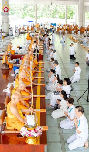 ภาพ No.253545:วันอังคารที่ 7 ตุลาคม พ.ศ.2568 (วันพระ ขึ้น 15 ค่ำ เดือน 11) พิธีบุพเปตพลี ครั้งที่ 171 ร่วมอุทิศบุญแด่หมู่ญาติที่ล่วงลับไปแล้ว และสืบทอดอายุพระพุทธศาสนา ณ หอฉันคุณยายอาจารย์ฯ วัดพระธรรมกาย