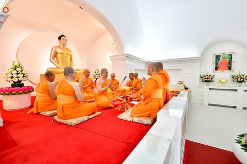 ภาพ No.257402:วันที่ 11 ตุลาคม พ.ศ. 2568 พิธีทอดกฐินสามัคคี  เพื่องานเผยแผ่พระพุทธศาสนา วิชชาธรรมกายสู่ชาวท้องถิ่น ณ วัดพระธรรมกายคอร์ซัวร์ ลุสท์สโกว  ประเทศเดนมาร์ก 