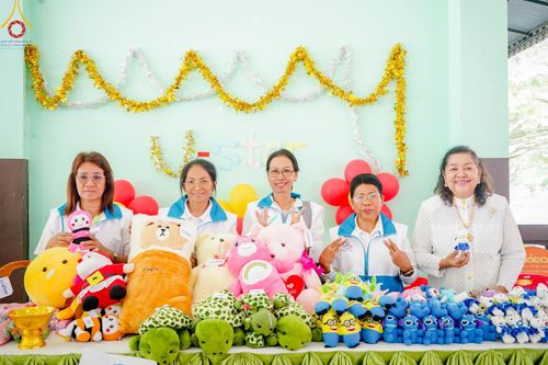 ภาพ No.104812:วันรวมพลังเด็กดี V-star ผู้นำฟื้นฟูศีลธรรมโลก จังหวัดพังงา วันที่ 22 ธันวาคม พ.ศ. 2566 ณ โรงเรียนอนุบาลพังงา