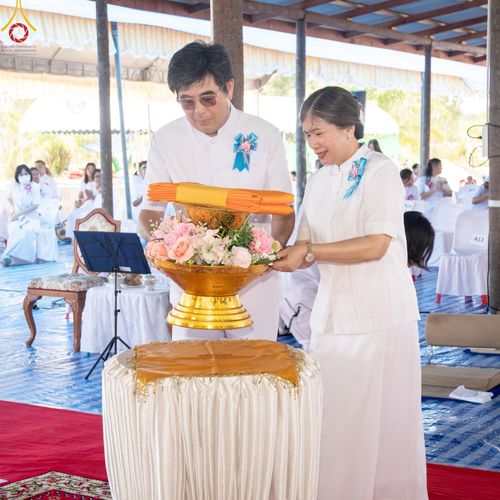 ภาพ No.144415:3 Bigboon 1.พิธีทอดผ้าป่าสถาปนาสังฆรัตนะปทุมเจดีย์ 2.พิธีประดิษฐานดอกบัวอนันต์นิรันดร์กาล 3.พิธีถวายมหาสังฆทานแด่คณะสงฆ์ทุกวัดในจังหวัดปัตตานี ณ ศูนย์อบรมเยาวชนจังหวัดปัตตานี วันอาทิตย์ที่ 14 กรกฎาคม พ.ศ. 2567