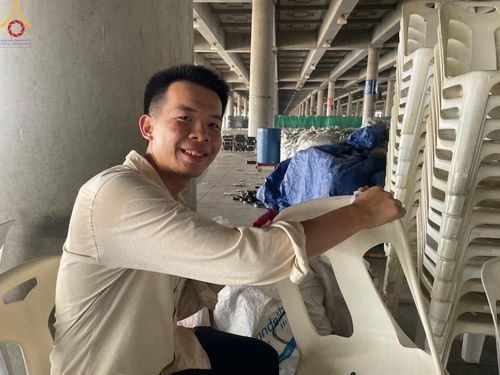 ภาพ No.61355:V.36 ทุ่มเทเพื่อพ่อ 80 ปี ภาพการเตรียมงานของหน่วยงานต่างๆ เพื่อพิธีฉลองอายุวัฒนมงคล 80 ปี หลวงพ่อธัมมชโย และรับถวายมหาสังฆทาน 10,000 กว่าวัดทั่วประเทศ ในวันคุ้มครองโลก จันทร์ที่ 22 เมษายน พ.ศ.2567