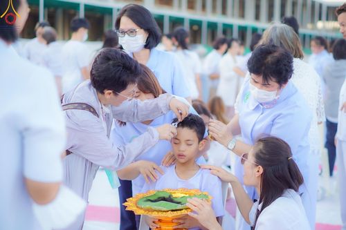 ภาพ No.132661:พิธีปลงผมยุวธรรมทายาท รุ่นที่ 32 มัชฌิมธรรมทายาท รุ่นที่ 28 ณ ลานธรรม วัดพระธรรมกาย วันเสาร์ที่ 30 มีนาคม พ.ศ. 2567