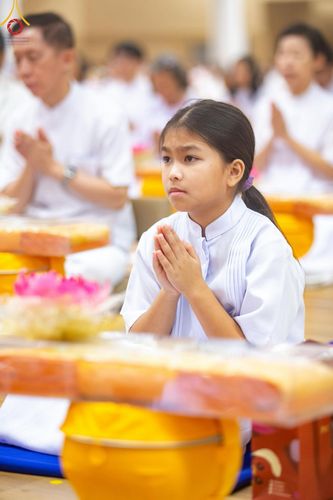 ภาพ No.212732:วันอาทิตย์ที่ 23 มีนาคม พ.ศ. 2568 พิธีร่วมบุญโครงการบรรพชาสามเณร 5,000 รูป ณ ห้องแก้วสารพัดนึก 2 วัดพระธรรมกาย