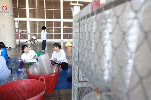 ภาพ No.120859:V.20 เป็นปลื้ม การเตรียมงาน เก็บงาน การรับบุญของเจ้าหน้าที่หน่วยงานต่างๆ เพื่อโครงการธรรมยาตรา กตัญญูบูชา มหาปูชนียาจารย์ พระมงคลเทพมุนี (สด จนฺทสโร) พระผู้ปราบมาร อนุสรณ์สถาน 7 แห่ง ปีที่ 12 ระหว่างวันที่ 2 - 31 มกราคม พ.ศ.2567