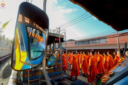 ภาพ No.248731:วันที่ 20 กันยายน พ.ศ. 2568 พิธีอัญเชิญรูปหล่อหลวงปู่วัดปากน้ำ ภาษีเจริญ จากวัดมงคลนิมิตร พระอารามหลวง เพื่อประดิษฐาน ณ วิหารพระมงคลเทพมุนี (สด จนฺทสโร)  ศูนย์ปฏิบัติธรรมภูเก็ต จ.ภูเก็ต