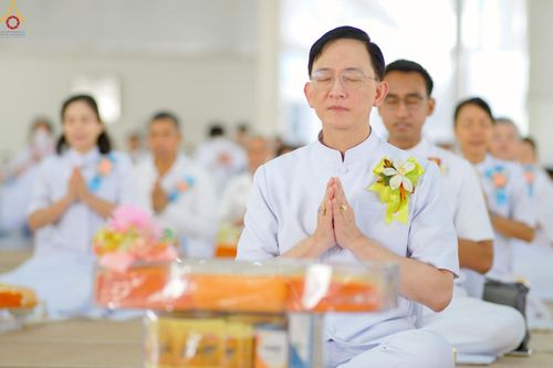 ภาพ No.240089:วันเสาร์ที่ 23 สิงหาคม พ.ศ. 2568 (วันพระ แรม 14 ค่ำ เดือน 9) พิธีบุพเปตพลี ครั้งที่ 169 ร่วมอุทิศบุญแด่หมู่ญาติที่ล่วงลับไปแล้ว และสืบทอดอายุพระพุทธศาสนา ณ หอฉันคุณยายอาจารย์ฯ วัดพระธรรมกาย