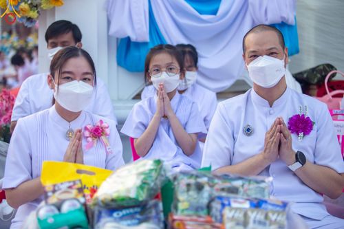 ภาพ No.116052:พิธีตักบาตรพระธรรมยาตรา ณ อนุสรณ์สถานลำดับที่ 4 สถานที่เกิดด้วยกายธรรม วัดโบสถ์(บน) จ.นนทบุรี วันที่ 21 มกราคม พ.ศ. 2567